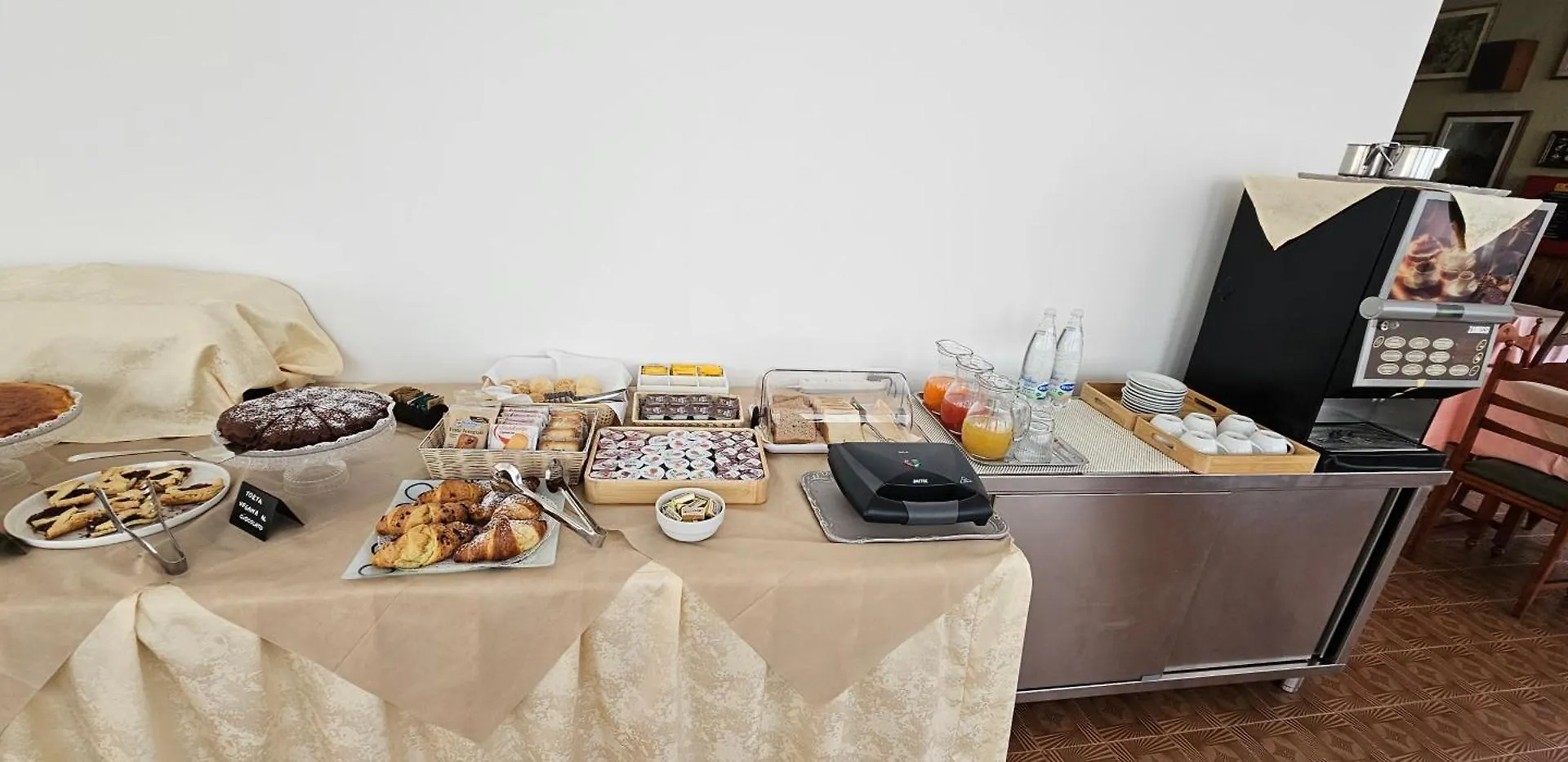 Hotel Sara Cesenatico Italia